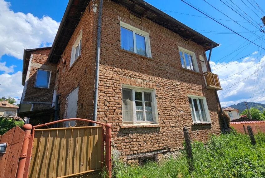house for sale in Belitsa near Bansko