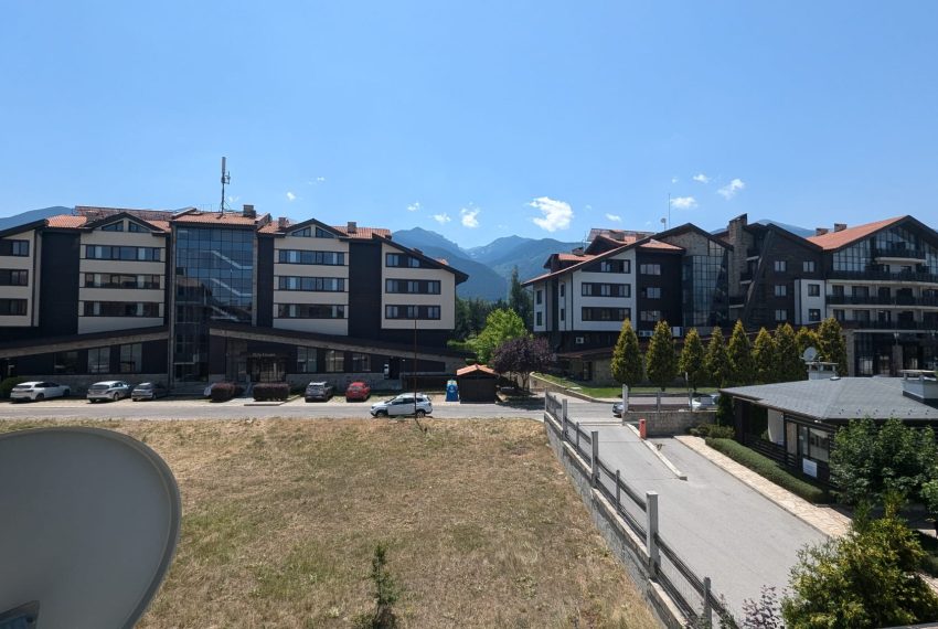 PBA1530 1 bedroom apartment for sale in Aspen Suites near Bansko