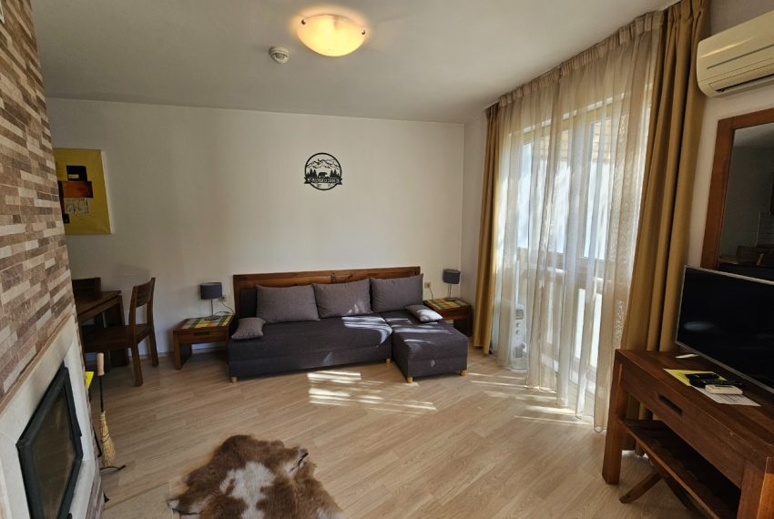 PBA1550 studio apartment for sale in St John Hill Bansko