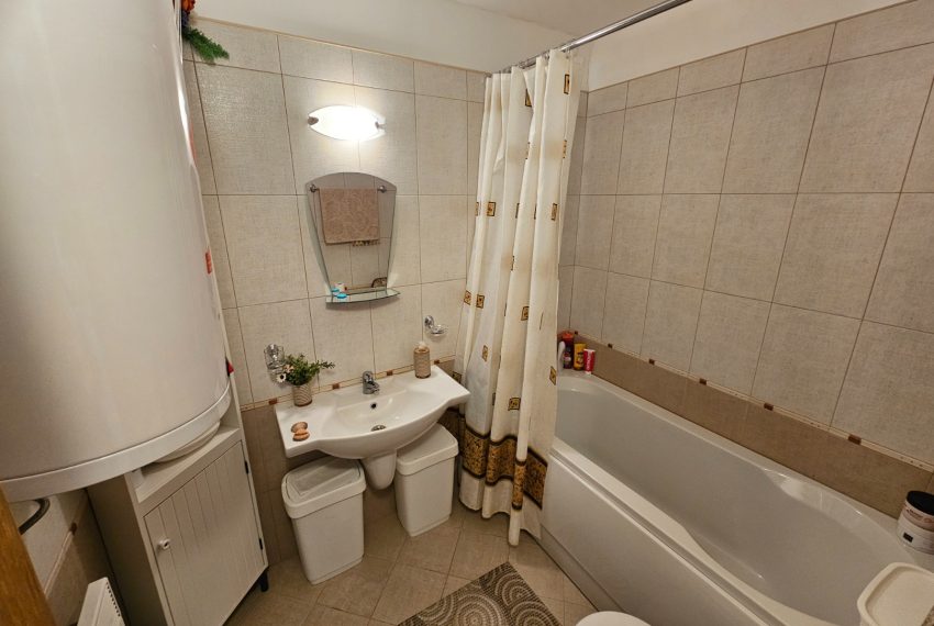PBA1583 studio apartment for sale in Aspen Suites near Bansko