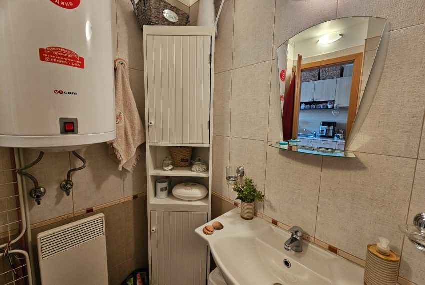 PBA1583 studio apartment for sale in Aspen Suites near Bansko