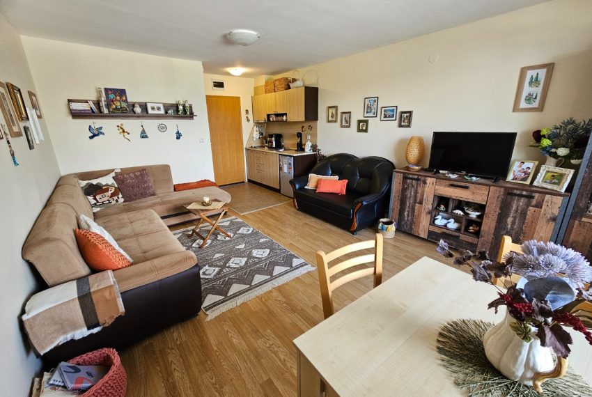 PBA1583 studio apartment for sale in Aspen Suites near Bansko