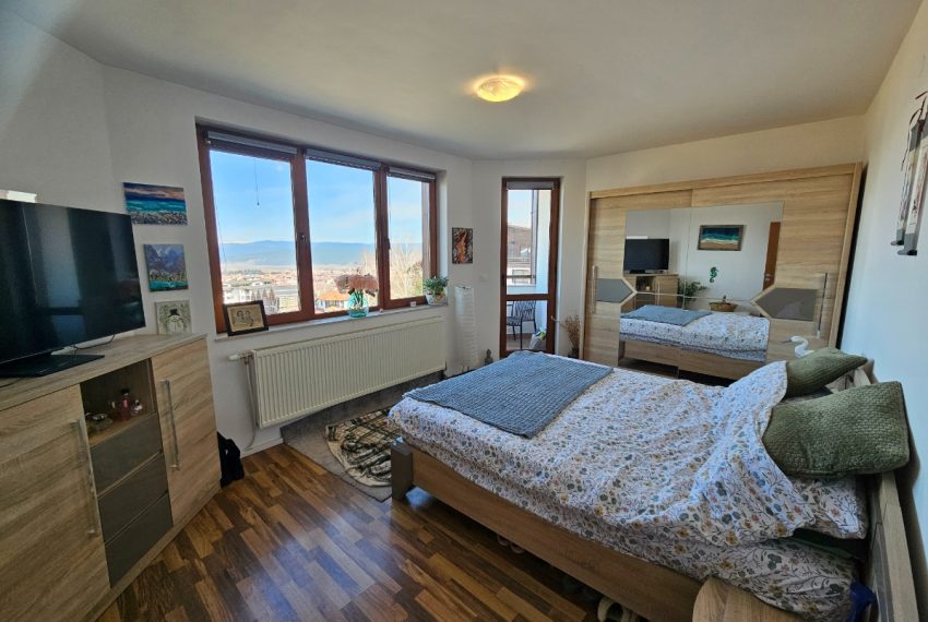 PBA1615 3 bedroom apartment for sale in Bansko