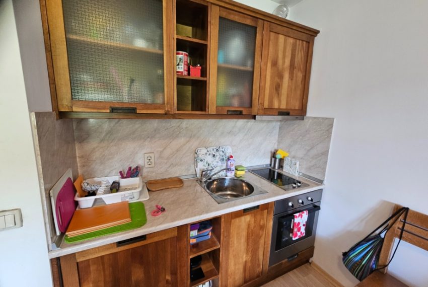 PBA1632 studio apartment for sale in St John Hill Bansko