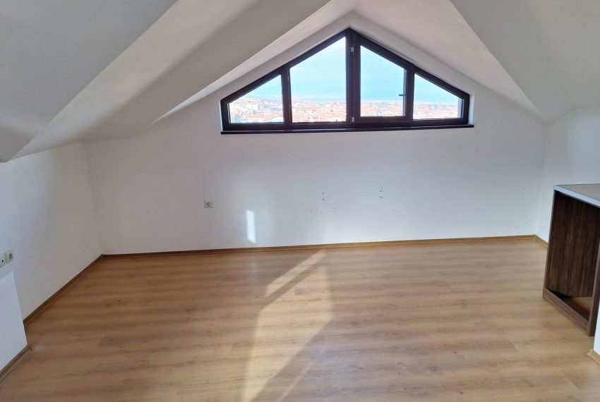 PBA1637 Studio for sale in Royal Park Complex Bansko