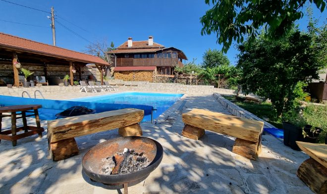 PBH1646 villa, house and land for sale in Obidim