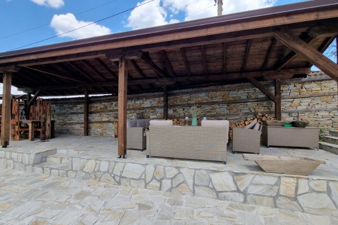 PBH1646 villa, house and land for sale in Obidim