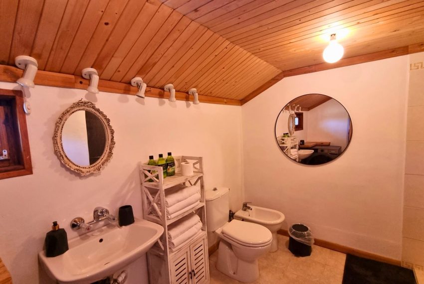 PBH1646 villa, house and land for sale in Obidim
